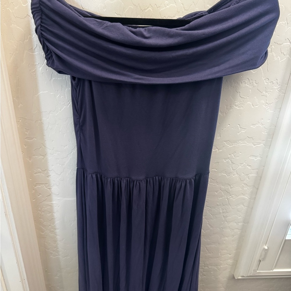 Elegant Off-Shoulder Navy Dress